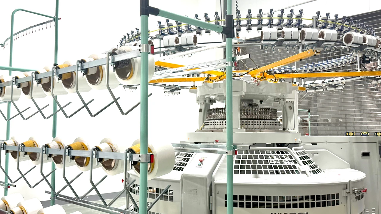 Knitted-fabric production space